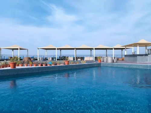 Golden Tulip Muscat