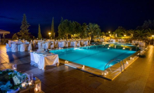 Hotel Pomara - Housity