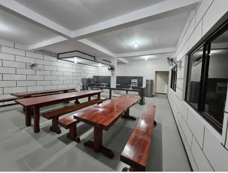 The Pelicans Resort Отели в г. Лиан