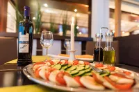 Luna Inn Stuttgart City - فطور