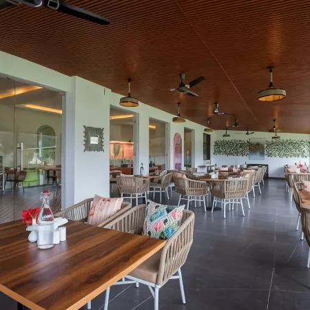 Stone Wood Hotel Amboli