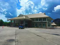 T.P. Place Hotel
