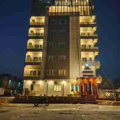 Anjani Suite Hotel Exterior