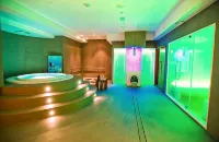 I 13 Cavalieri Guest House Hotels in Andria