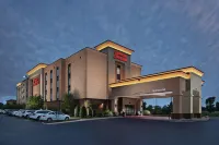 Hampton Inn & Suites Millington Отели в г. Миллингтон