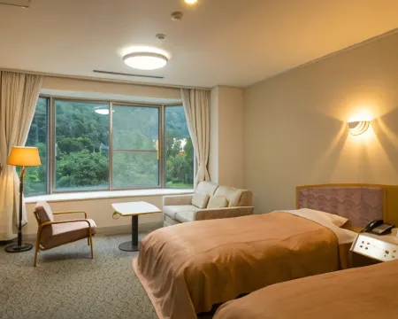 Minakami Onsen KKR Hotel Minakami Suimeiso Các khách sạn ở Minakami