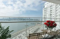 The 1108 sapphire Ha Long