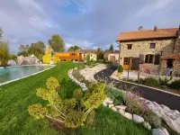 Hôtel du Domaine de La Grange de Condé Hotels in Maizery