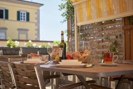 Dimora Altemura Отели рядом с достопримечательностью «Башня Гуиниджи»