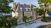 Villa Haute Guais, Maison et Table d'hôtes Vue Mer Hotels in Dinard