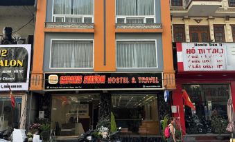 Saparis Station Hostel & Travel