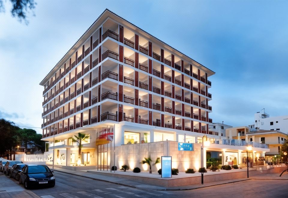 hotel overview picture