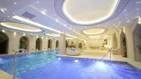 Karvon-Saroy Hotel - Kolam Renang