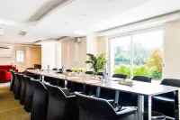 Les Jardins d'Epicure Hotels in Vienne-en-Arthies