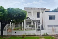 Hotel Santa Martha - Homestays