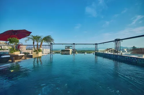 Sunland Halong Hotel and Restaurant
