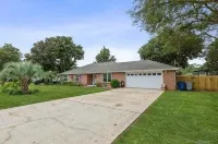 Coastal Retreat 3 Bedroom Home by RedAwning