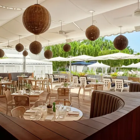 Nautilus Sonesta Miami Beach