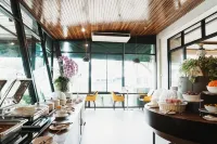 Green Hotel and Resort - breakfast