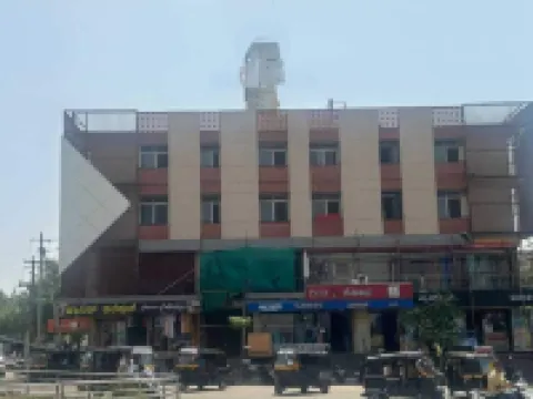 Model Grand Inn Hotels in Bellary