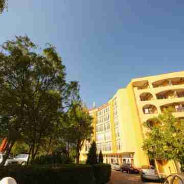 Menada Grand Resort Apartments Hotel Exterior