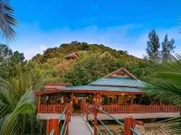 Wang Sai Resort Hotels near Haad Khom Beach