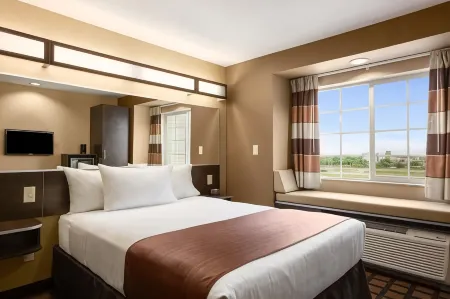 Microtel Inn & Suites by Wyndham Cotulla