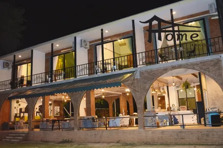 Home Ayutthaya Отели рядом с достопримечательностью «Wat Tha Ka Rong»