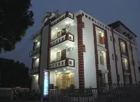 Hotel Galaxy Hotels near Dehradun Railway Station