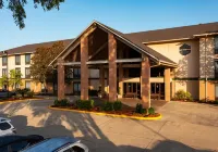 Inn at Coushatta Hotels in Kinder