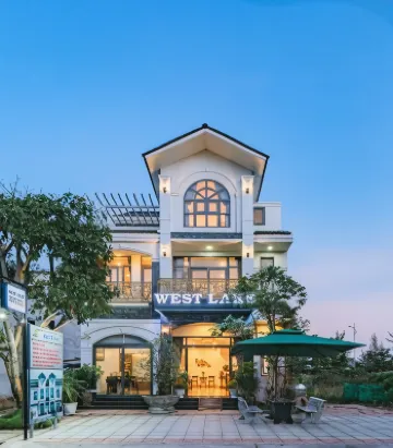 West Lake Hotel - Near Bai Dai Beach