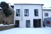 Welkam Hotels in Velky Slavkov