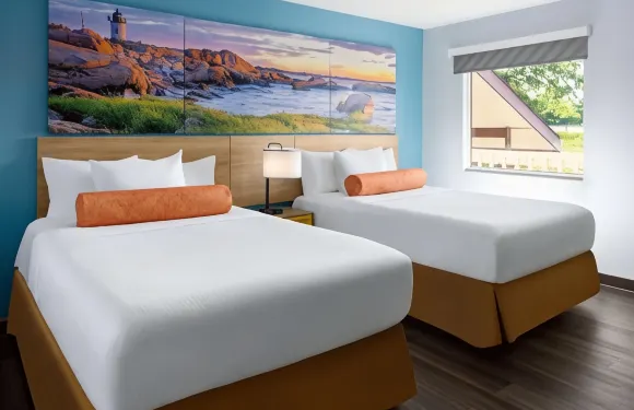 昆斯伯裏喬治湖戴斯酒店