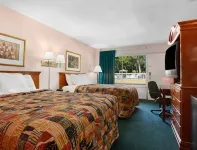 Rodeway Inn Leesburg Chain of Lakes