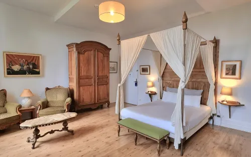 Château Fleur de Roques - Puisseguin Saint Emilion Hotel di Puisseguin