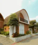 Pakuhaji Highland Eco Resort Hotels in Ngamprah