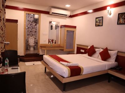 Smilestay Sri Sai Ram Suites