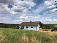 Ausblick Maisenbach 諾因不拉赫住宿飯店