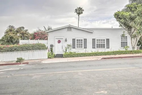 聖迭戈之家，帶露台和院子 - 距海灣2個街區！