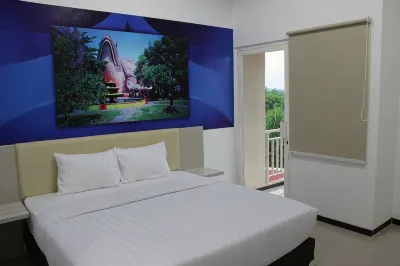 Julia Hotel Bandengan Jepara Hotels in Bandengan