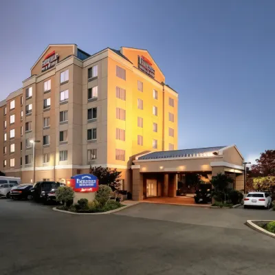 Fairfield Inn & Suites Woodbridge Hotels in Rahway