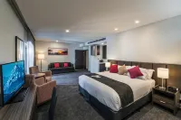 Alexandra Hills Hotel Hotel in zona Black Swamp