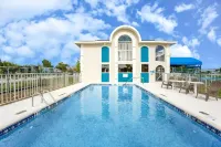 Days Inn by Wyndham Apopka/Orlando - Wifi