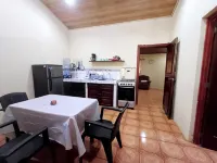 Cristian Erazo فنادق في Aposentillo