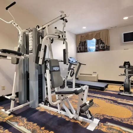 Ramada by Wyndham East Orange Отели в г. Ист-Оранж
