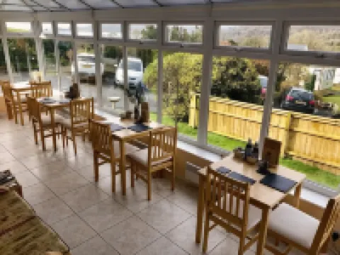 Pinewood B&B Hotels in Amroth