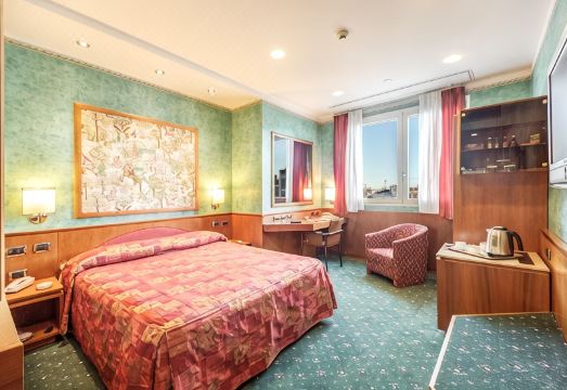 밀라노 두오모 성당 야경