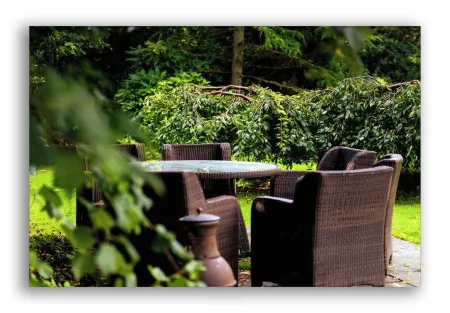 A Cosy Moffat Escape - 2 Bedrooms, 5 Minutes from Bustling Town Centre Отели в г. Моффат