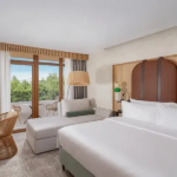 FЮNF LUXURY RESORT & SPA ANAPA MIRACLEON のホテル