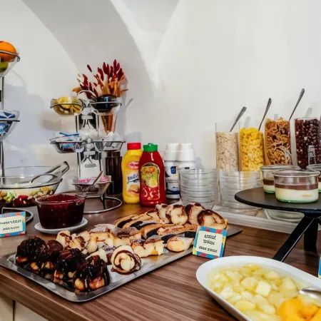 BlueBell Hotel Отели рядом с достопримечательностью «Голубая церковь (Церковь Св. Елизаветы)»